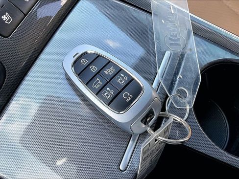 Used 2021 Hyundai Santa Fe Calligraphy AWD/4WD image 36