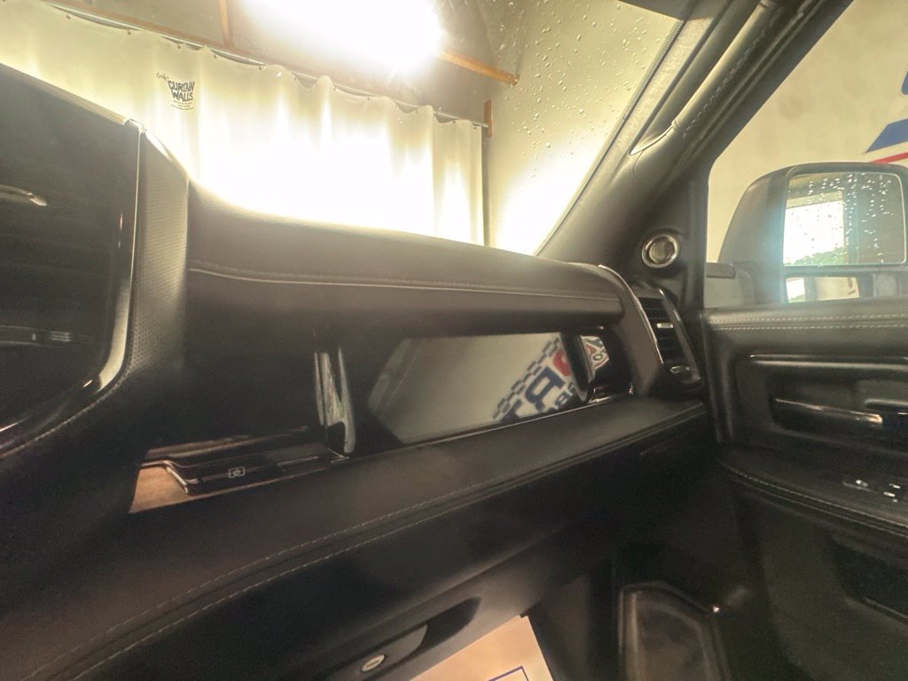 Used 2025 RAM 2500 Limited AWD/4WD image 28