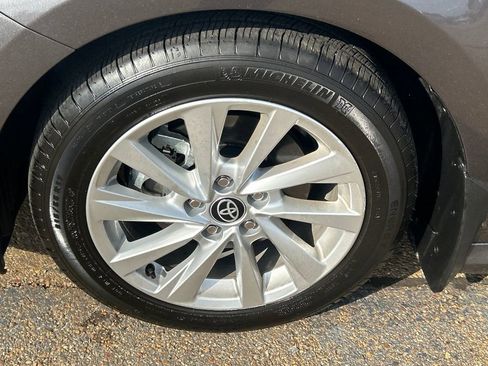 Used 2023 Toyota Camry LE image 24