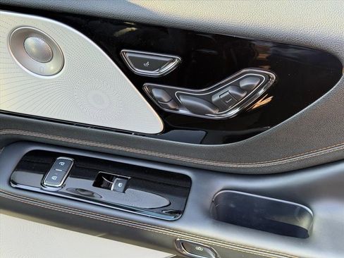 New 2026 Lincoln Aviator Black Label image 13