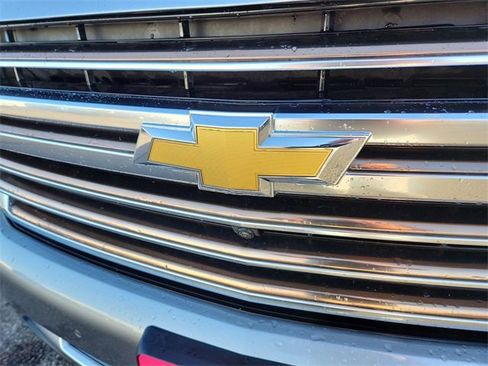Certified 2024 Chevrolet Suburban High Country image 31