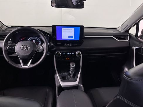Used 2023 Toyota RAV4 XLE Premium AWD/4WD image 14