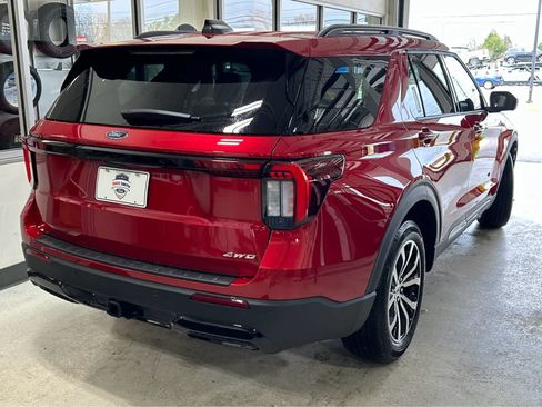 New 2026 Ford Explorer ST-Line AWD/4WD image 11