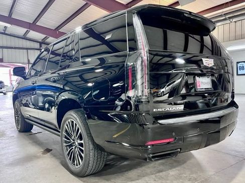Used 2025 Cadillac Escalade Sport Platinum AWD/4WD image 5
