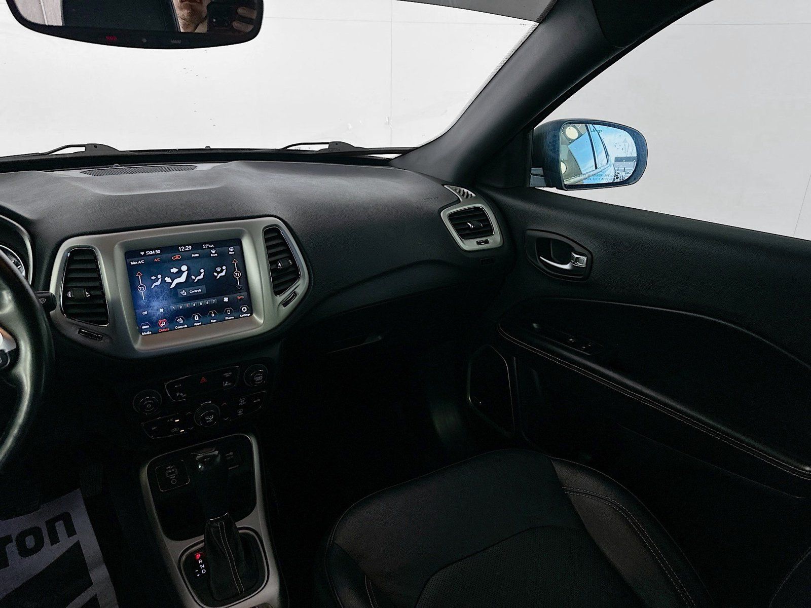 Used 2021 Jeep Compass Latitude w/ Sun and Sound Group FWD image 25