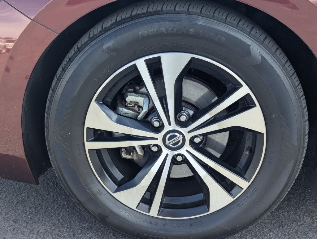 Used 2020 Nissan Sentra SV FWD image 13