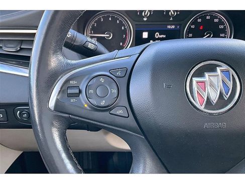 Used 2020 Buick Enclave Premium w/ Sun and Sites Package image 11