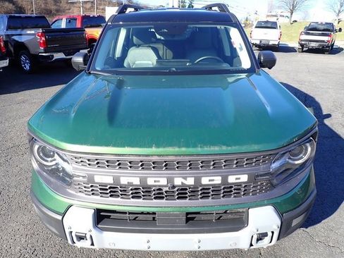 Used 2025 Ford Bronco Sport Badlands image 12