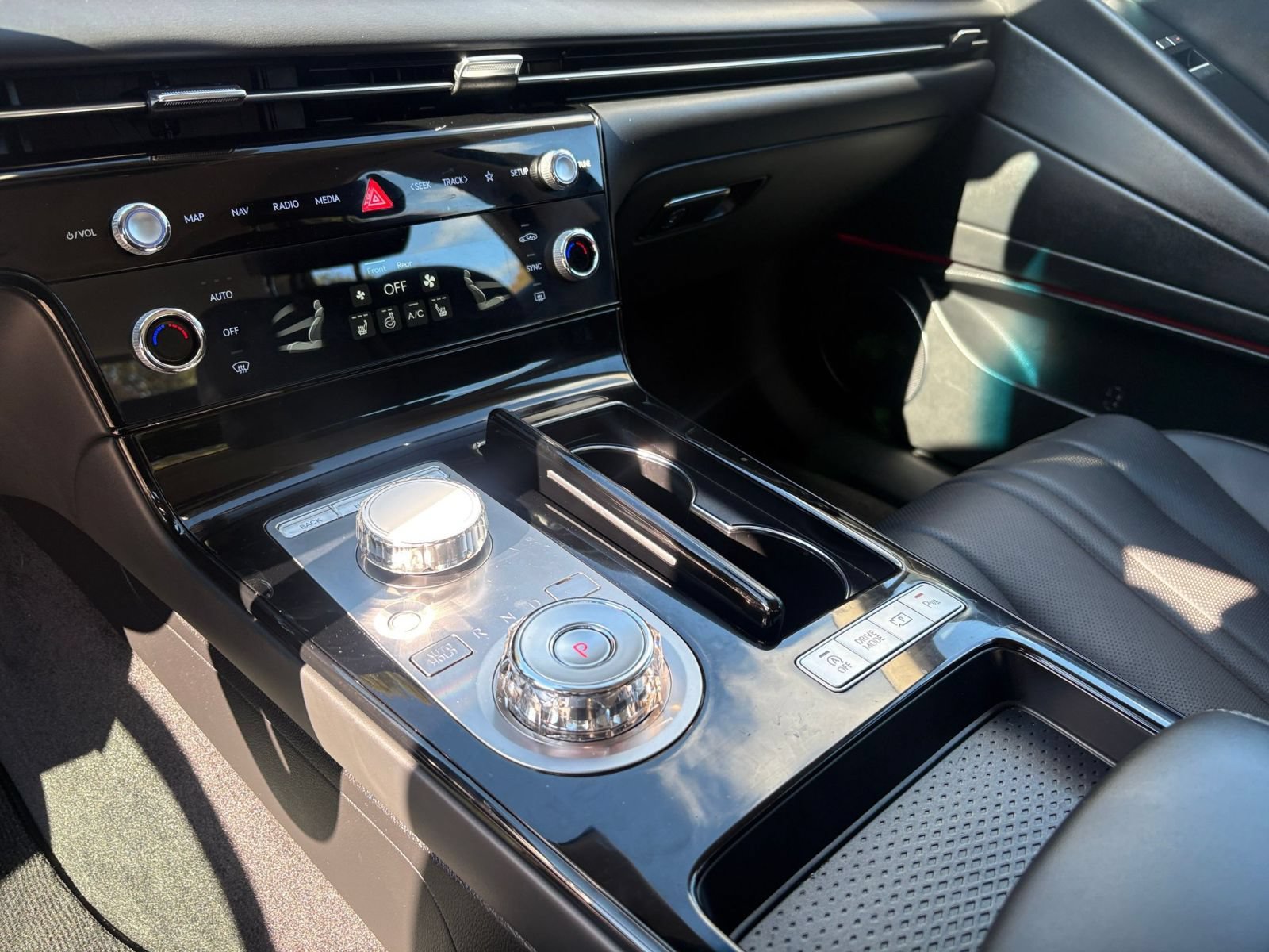 Used 2026 Genesis G80 2.5T AWD/4WD image 38