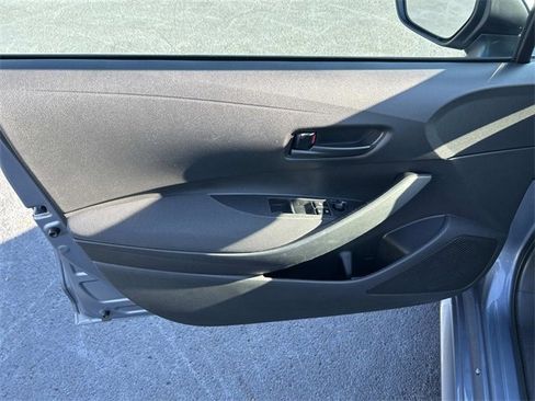 Used 2023 Toyota Corolla LE image 18