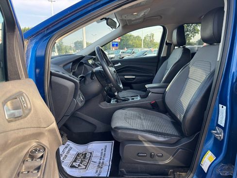 Used 2018 Ford Escape SE w/ SE Sport Appearance Package AWD/4WD image 15