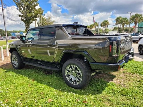 New 2026 GMC Hummer EV 4x4 Crew Cab image 10