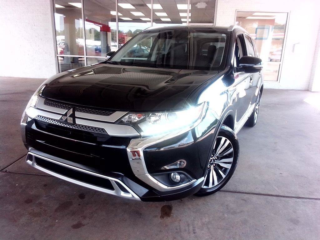 Used 2020 Mitsubishi Outlander SEL FWD image 1