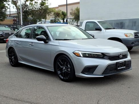 Certified 2024 Honda Civic Sport image 3