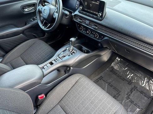 Used 2024 Honda HR-V Sport image 31