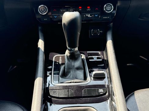 Used 2024 Jeep Compass Limited image 6