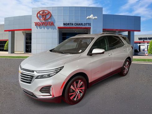 Used 2022 Chevrolet Equinox Premier image 6