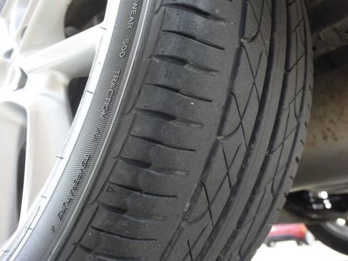 Used 2014 Nissan Sentra SR w/ SR Driver Package image 39