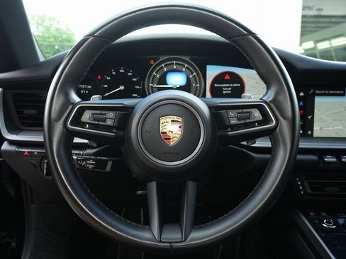 Used 2022 Porsche 911 Carrera image 12