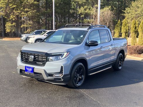 Certified 2023 Honda Ridgeline Black Edition image 6