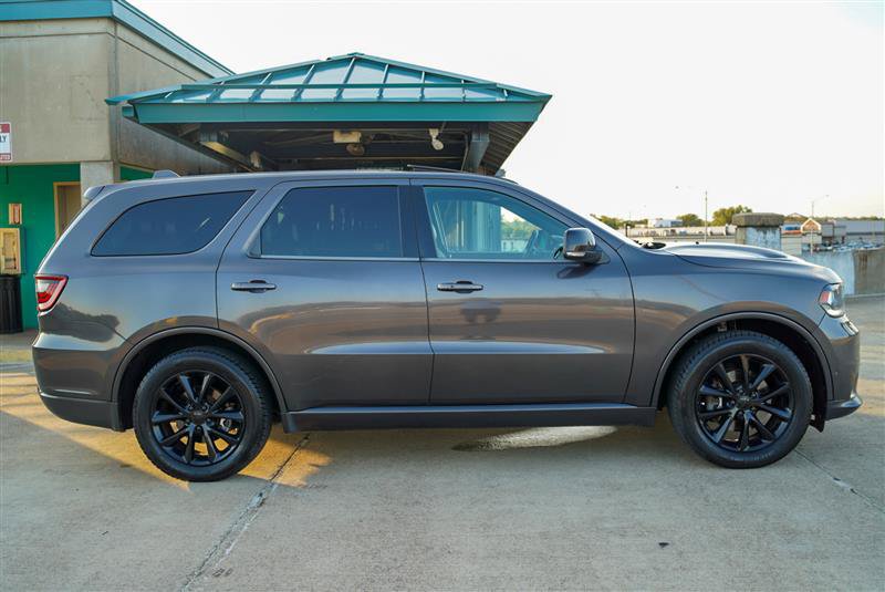 Used 2018 Dodge Durango R/T w/ Blacktop Package AWD/4WD image 9