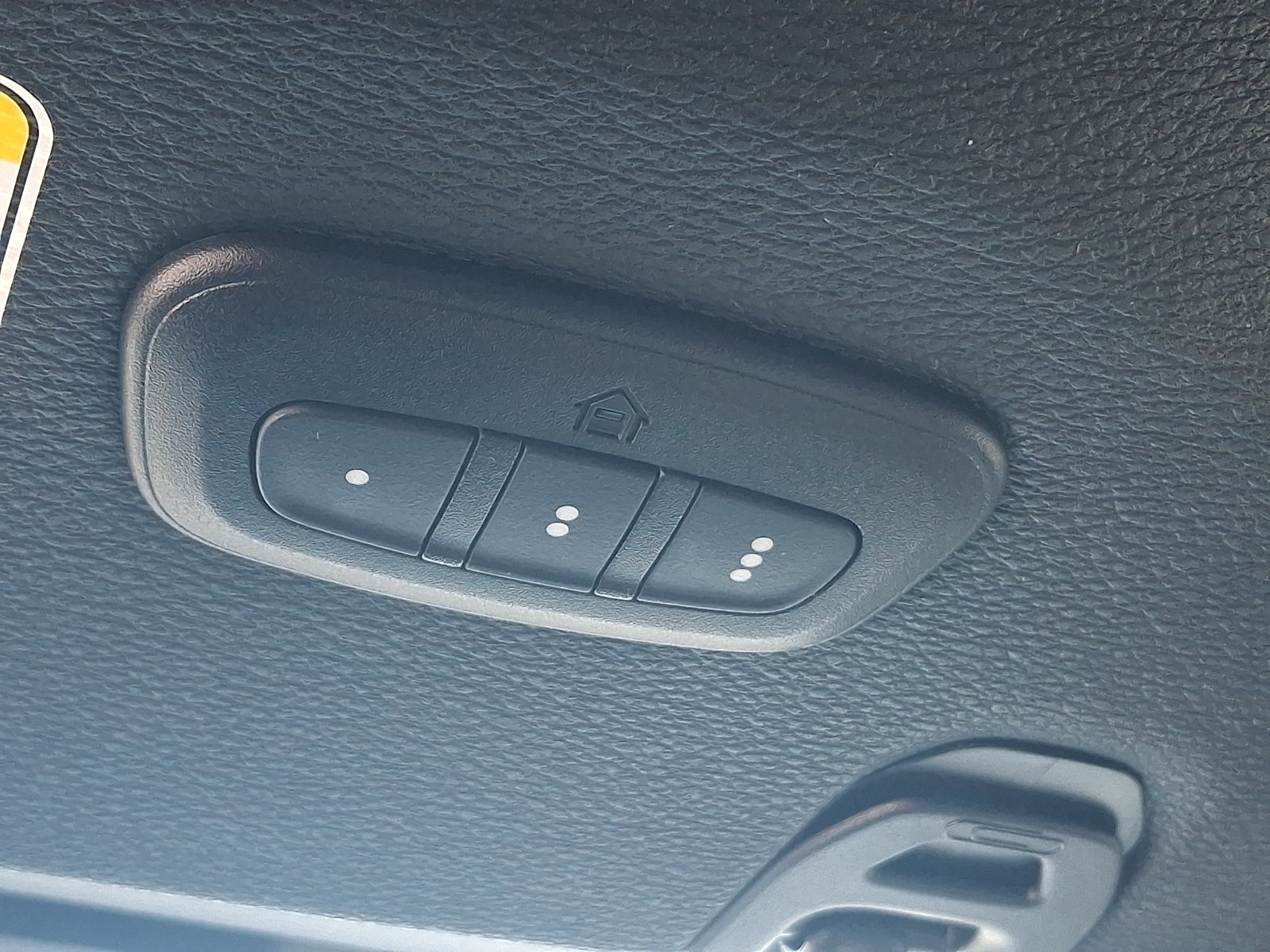 Used 2025 Jeep Gladiator Sport AWD/4WD image 26