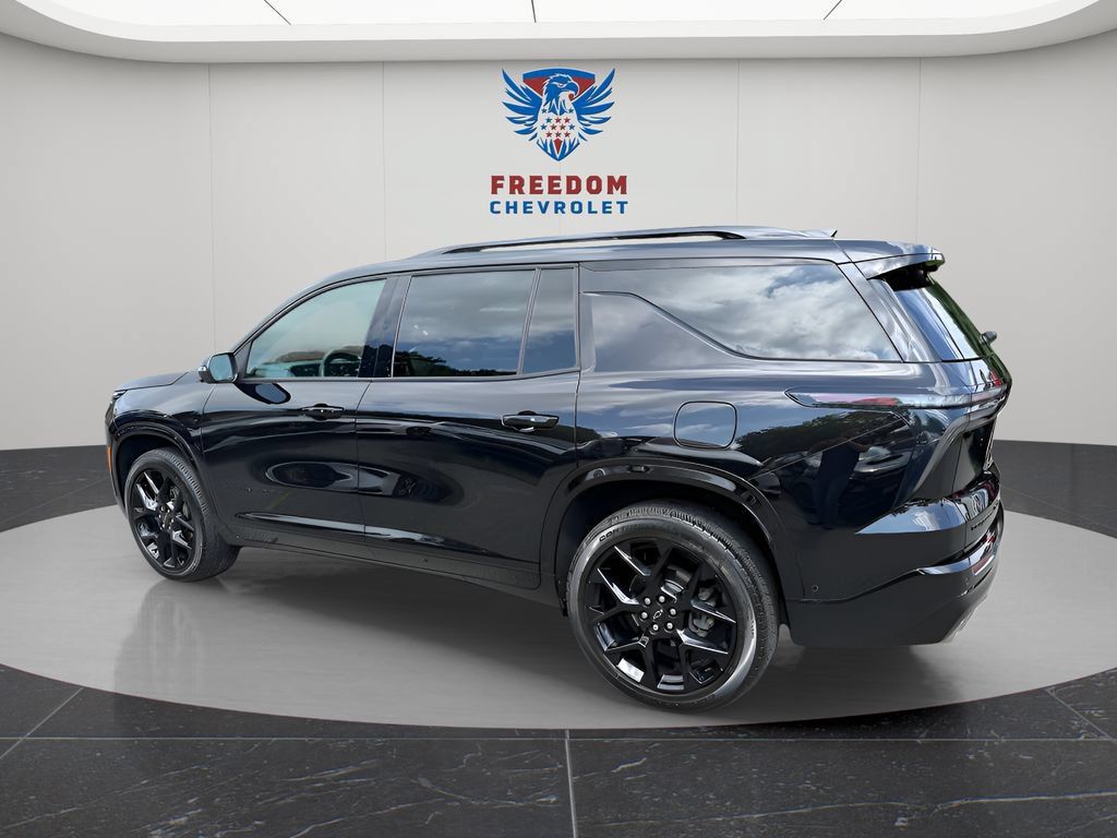 Used 2026 Chevrolet Traverse RS AWD/4WD image 3