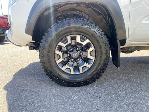 Used 2023 Toyota Tacoma TRD Off-Road AWD/4WD image 26