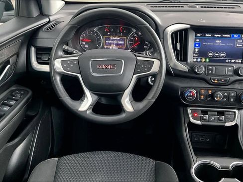 Used 2022 GMC Terrain SLE w/ Driver Convenience Package image 5