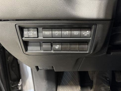 Used 2024 Toyota Tundra Limited AWD/4WD image 16