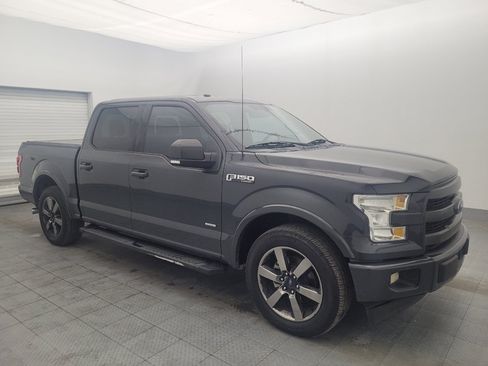 Used 2017 Ford F150 Lariat RWD image 11