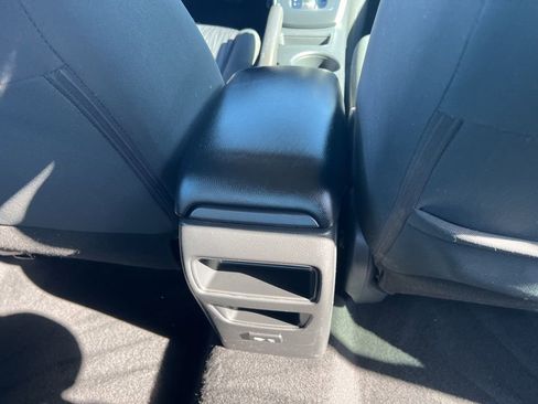 Used 2019 Nissan Sentra SV image 17