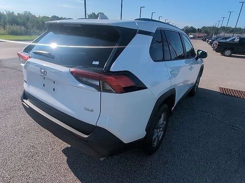 Certified 2025 Toyota RAV4 XLE FWD image 5