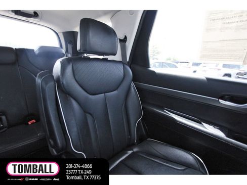 Used 2024 Hyundai Palisade SEL FWD image 12