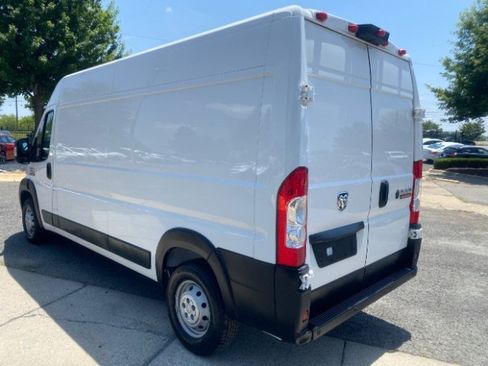 Used 2020 RAM ProMaster 2500 w/ Interior Convenience Group FWD image 7