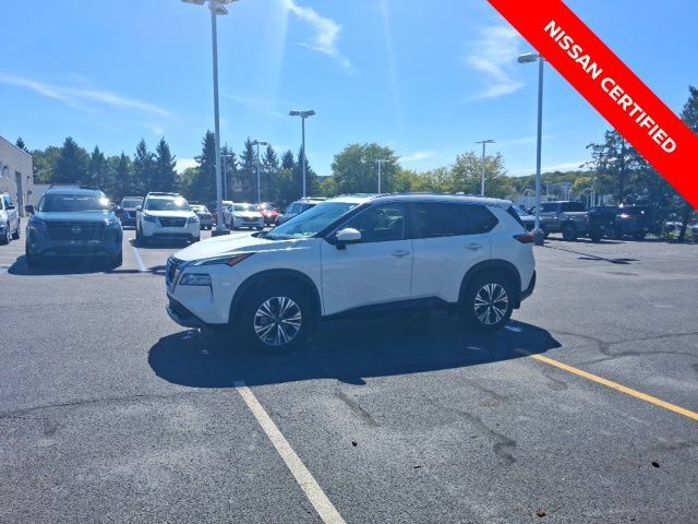 Certified 2023 Nissan Rogue SV w/ SV Premium B Package AWD/4WD image 7
