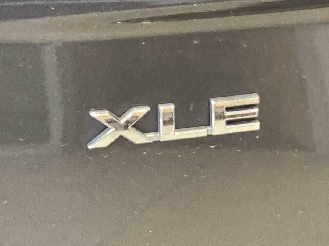Used 2022 Toyota Prius Prime XLE FWD image 12