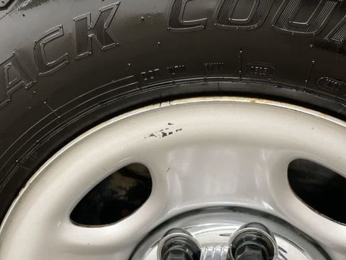 Used 2017 Chevrolet Express 2500 LT w/ LT Preferred Equipment Group image 32