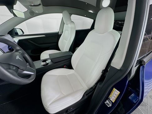 Used 2023 Tesla Model Y Long Range image 13