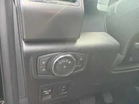 Used 2019 Ford F150 XLT w/ Equipment Group 302A Luxury AWD/4WD image 6