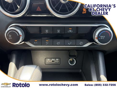 Used 2023 Nissan Sentra SV FWD image 21