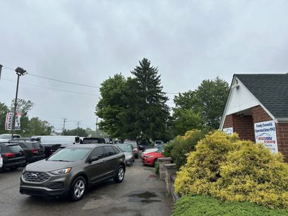 Used 2019 Ford Edge SE