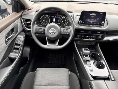 Used 2023 Nissan Rogue SV FWD image 15
