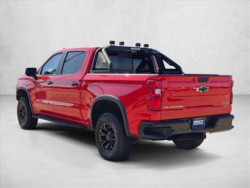 Used 2023 Chevrolet Silverado 1500 ZR2 w/ Technology Package image 7