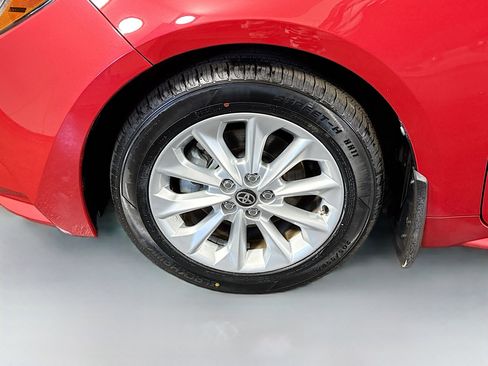 Used 2021 Toyota Corolla LE w/ LE Convenience Package image 38
