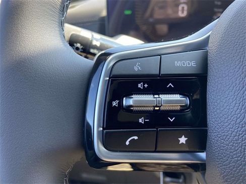 New 2026 Kia Carnival LXS image 14