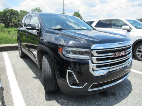 Used 2023 GMC Acadia SLT FWD image 1