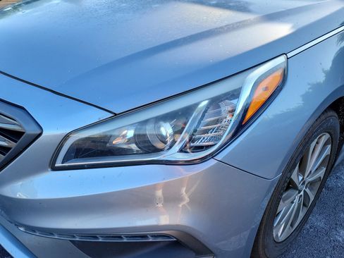 Used 2017 Hyundai Sonata Sport w/ Value Edition Package 02 FWD image 4