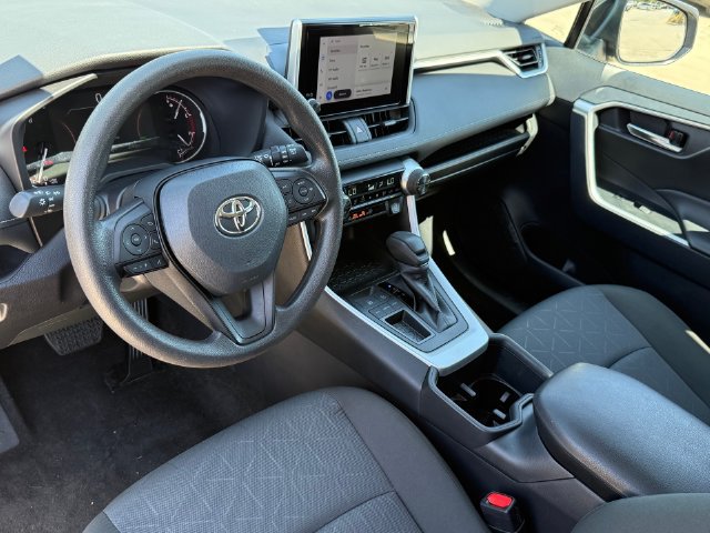 Used 2024 Toyota RAV4 XLE FWD image 10