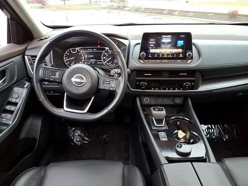 Used 2023 Nissan Rogue SV w/ SV Premium B Package image 22